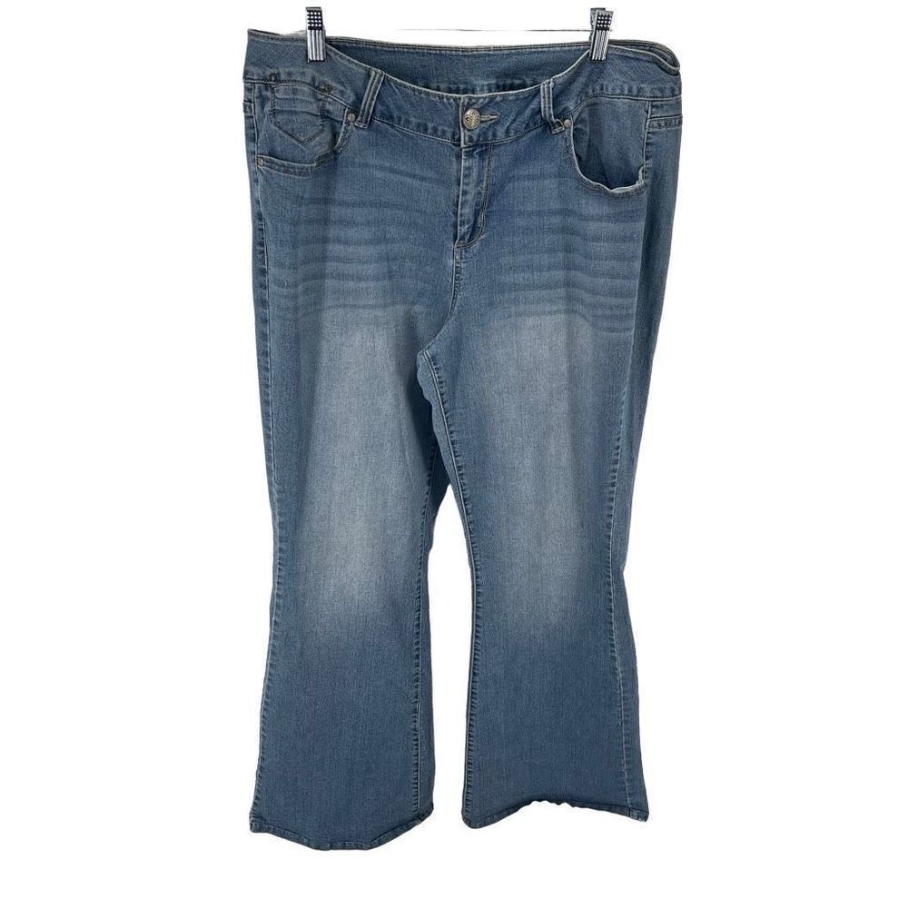 Lane Bryant Women's boot Cut Slim Leg Denim Size 16
